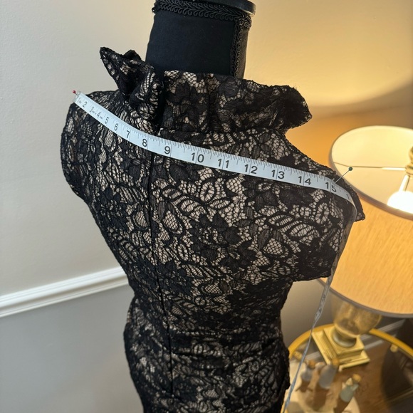 Xscape Tan Black Lace Formal/Semi midi body-con dress Sz 10. Ruched wCap sleeve. - Picture 8 of 16